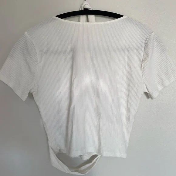 Garage | Ribbed Wrap Front Top - Picture 2 of 3